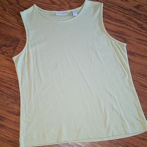 Valerie Stevens casual petite top